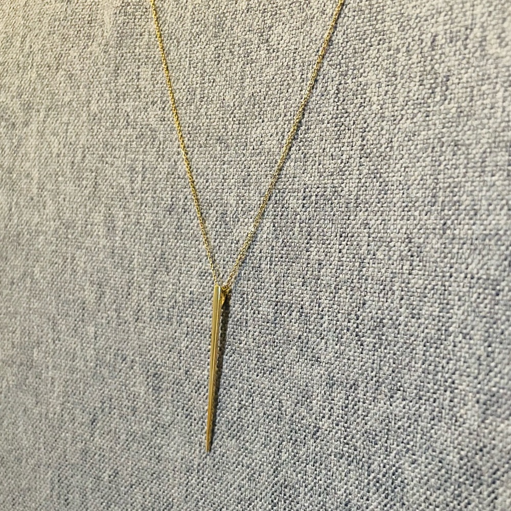 Gold plated minimalistic necklace